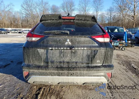 2022 Mitsubishi Eclipse Cross Se z USA, uszkodzony, nr VIN JA4ATWAA8NZ018362